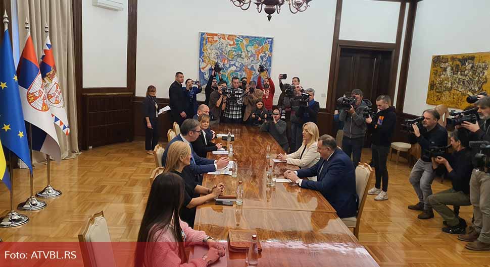 dodik cvijanovic vucic beograd sastanak atv.jpg